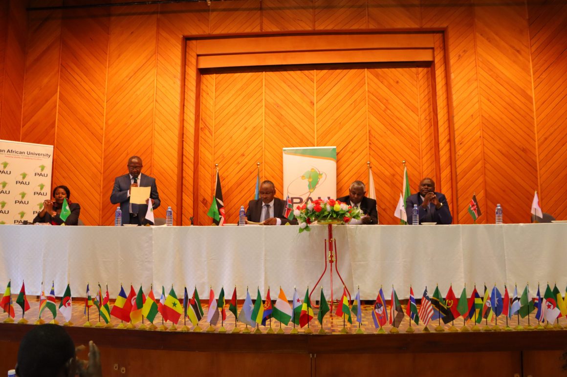 PAUSTI-Director-Prof.-Magoma-addresses-the-students-during-orientation.-Listening-on-from-left-is-Dr.-Jane-Ngethe-Prof.-Robert-Kinya-Mr.-James-Kiburi-and-Mr.-Evan-Atambo-scaled PAUSTI Admits 132 Graduate Students